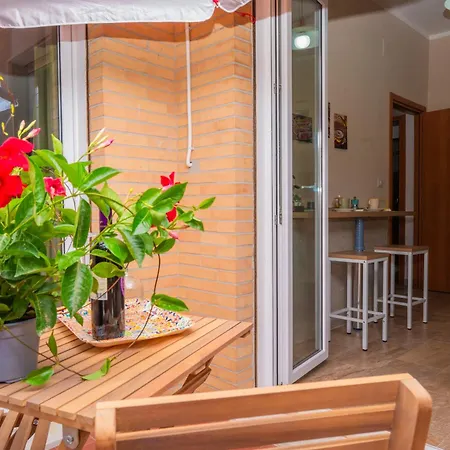 Appartamento-Vicino-Al-Mare * Lido di Ostia