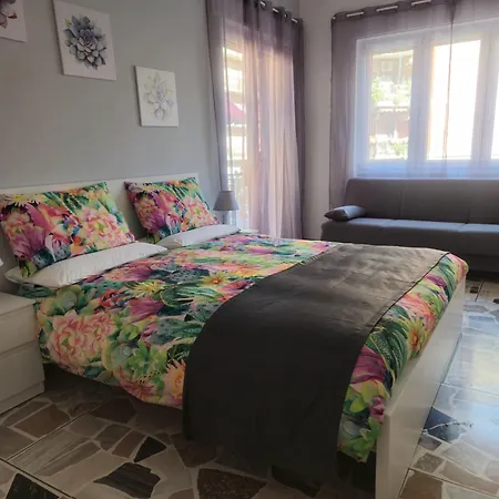 Appartamento-Vicino-Al-Mare Apartment *
