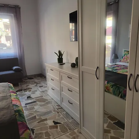 Appartamento-Vicino-Al-Mare Apartment Lido di Ostia
